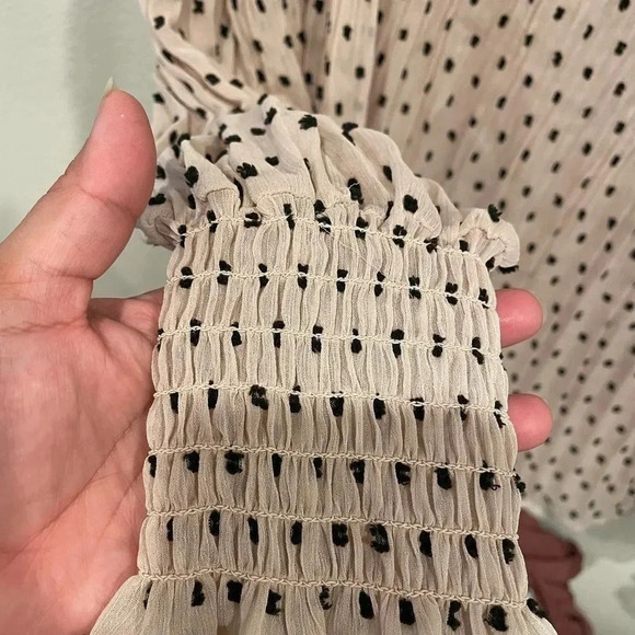 NWT Max Studio women’s pleated Swiss dot necktie blouse size XS - Picture 6 of 7